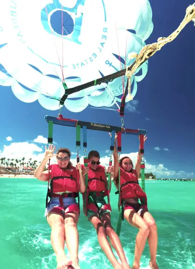 Parasailing at Bávaro Beach photo 8